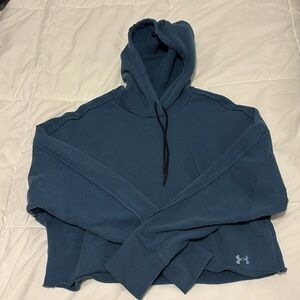 Cropped under armour sweat shirt